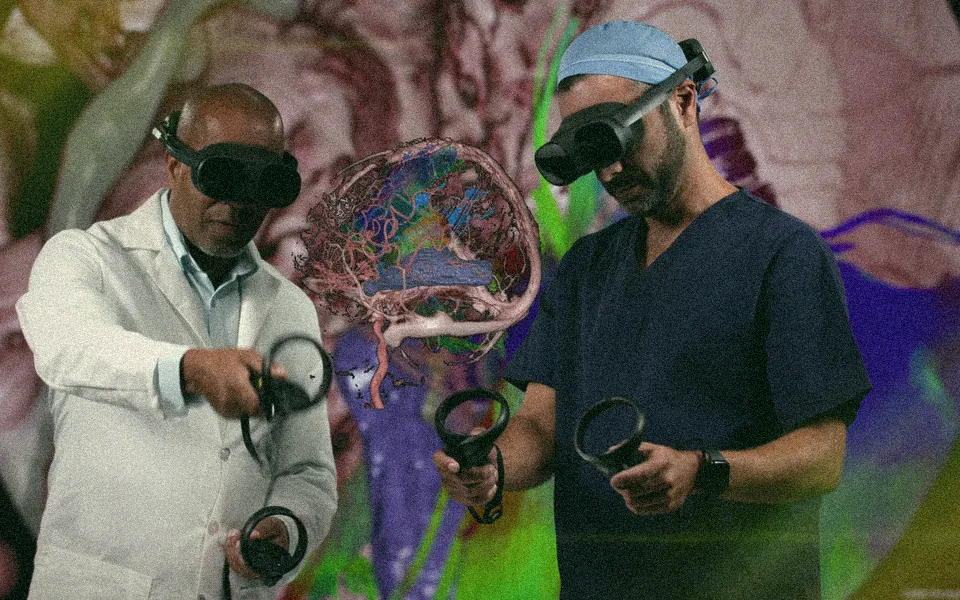 Surgeons rehearsing in virtual reality headsets